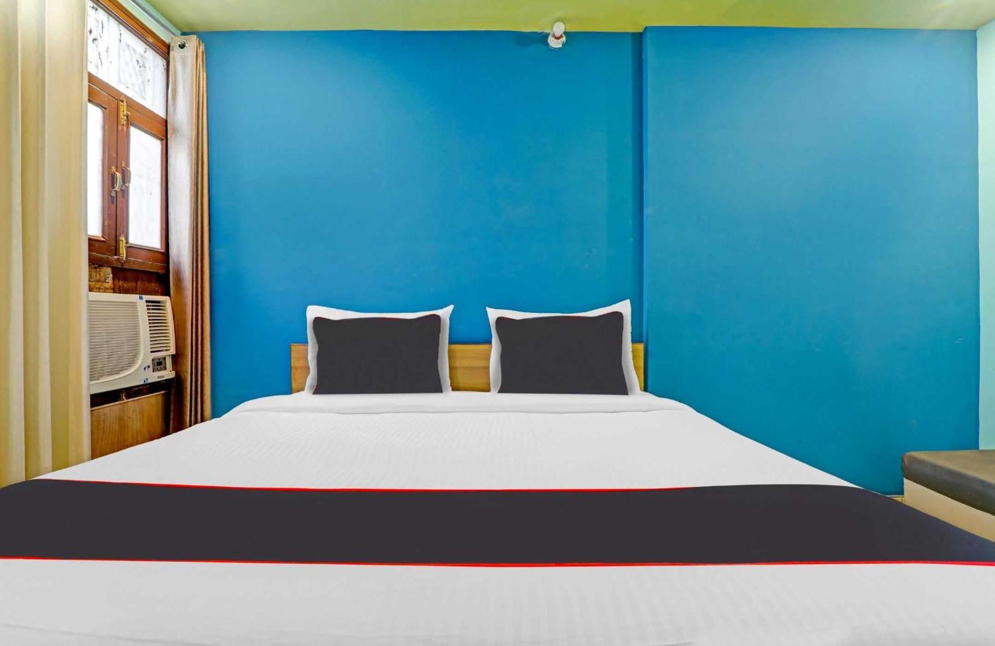 Collection O Premier Near Hazratganj Otel Lucknow Dış mekan fotoğraf