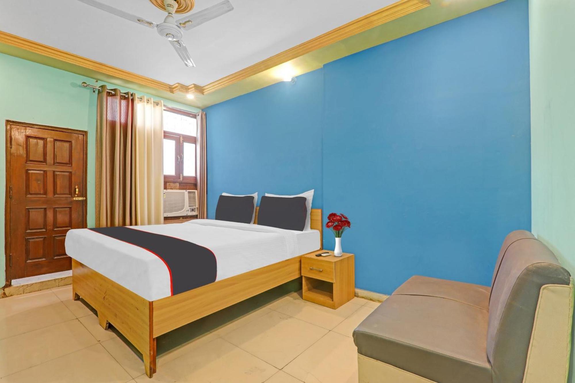Collection O Premier Near Hazratganj Otel Lucknow Dış mekan fotoğraf